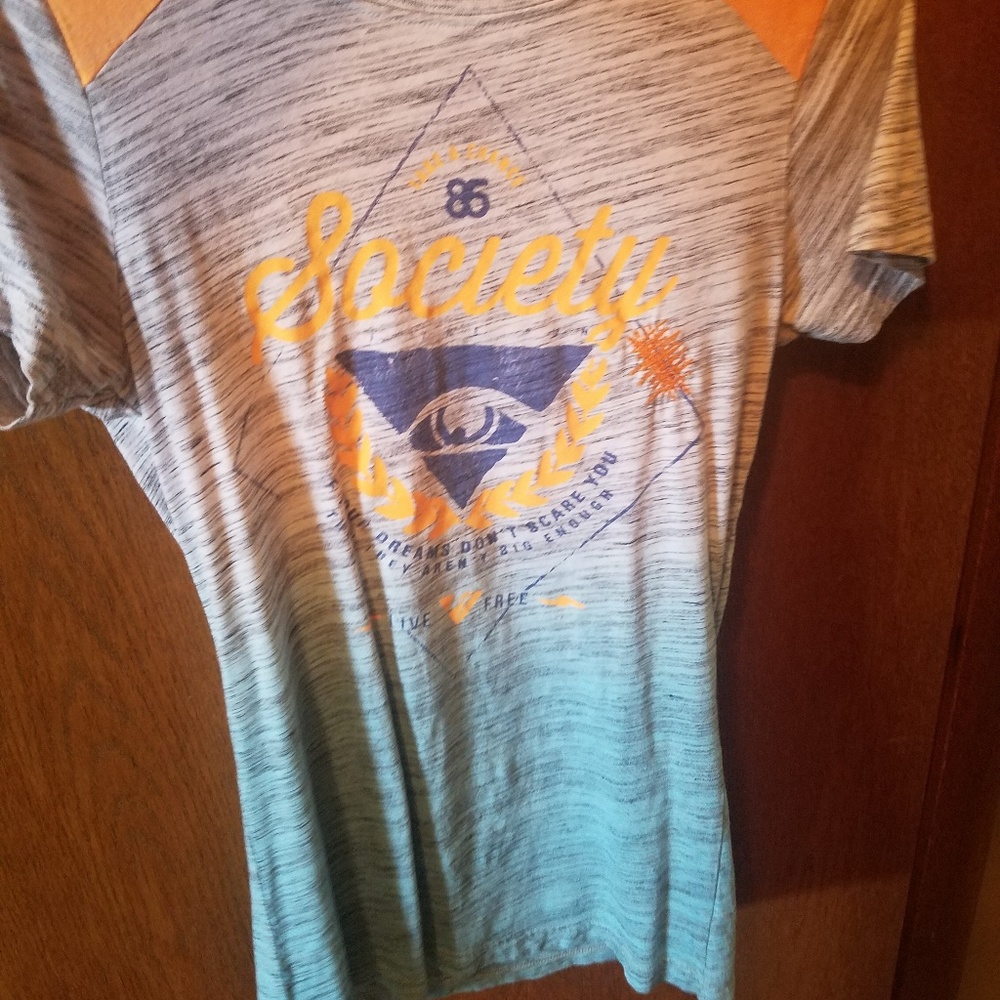 T shirt